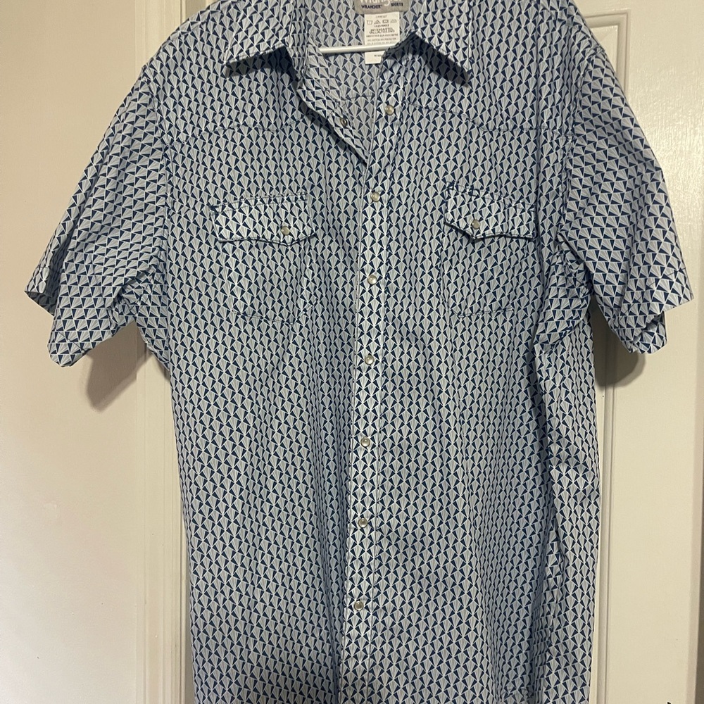 Wrangler pearl button short sleeve shirt